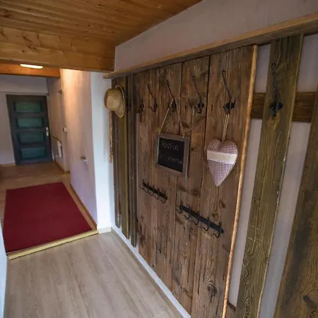 Achentaler Bauernhaeusl אכנקירש