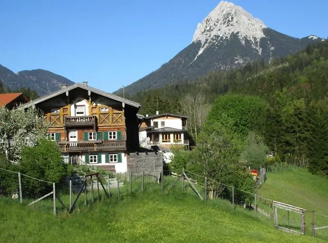 Achentaler Bauernhaeusl Farm stay