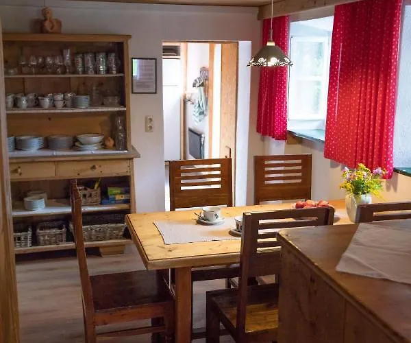 Achentaler Bauernhaeusl *